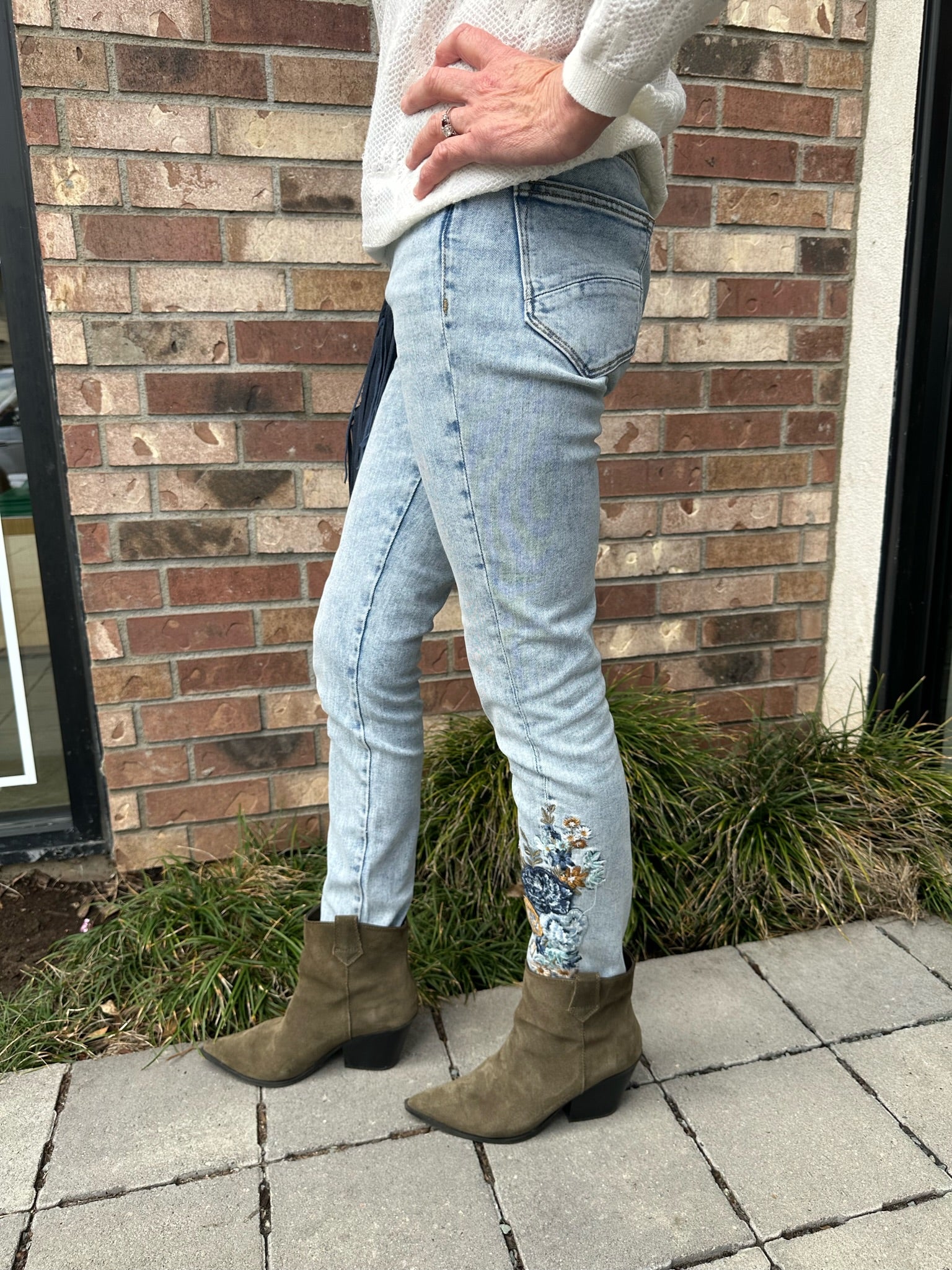 Driftwood jackie embroidered hot sale skinny jeans